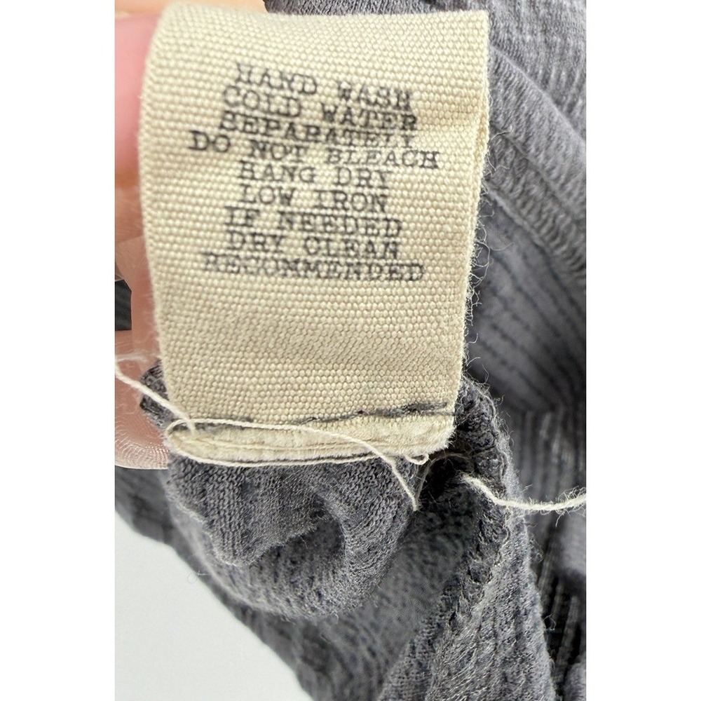 GIMMICKS by BKE Knit Blouse Size L Gray Floral Sheer Sleeve Boho Hippie Western - Picture 6 of 10